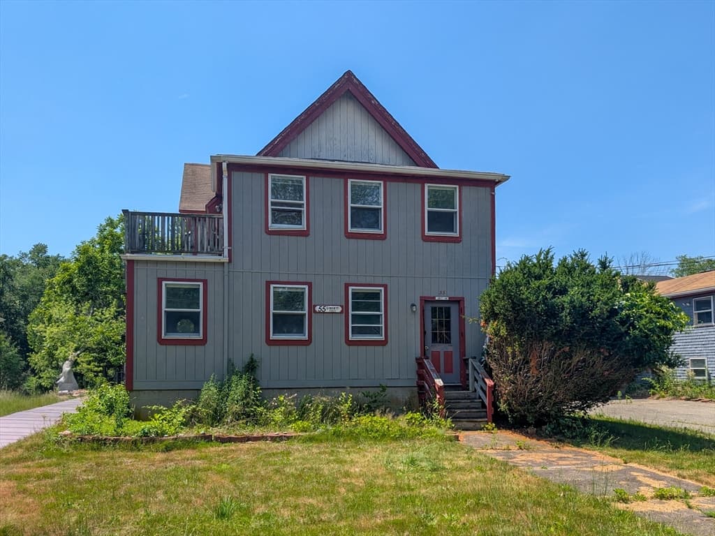 55 Liberty St, Taunton MA 02718