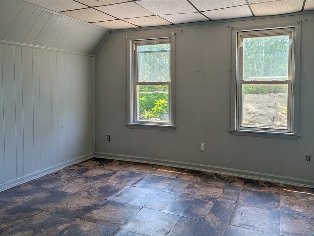 Multi Family at 55 Liberty St, Taunton MA 02718, Taunton, photo 18 of 35