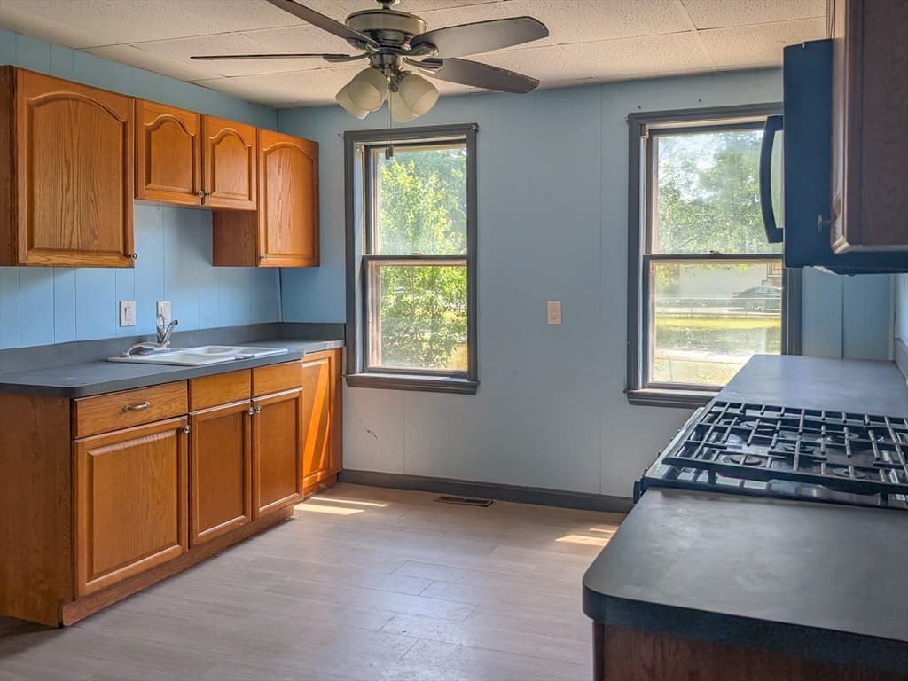 Multi Family at 55 Liberty St, Taunton MA 02718, Taunton, photo 15 of 35
