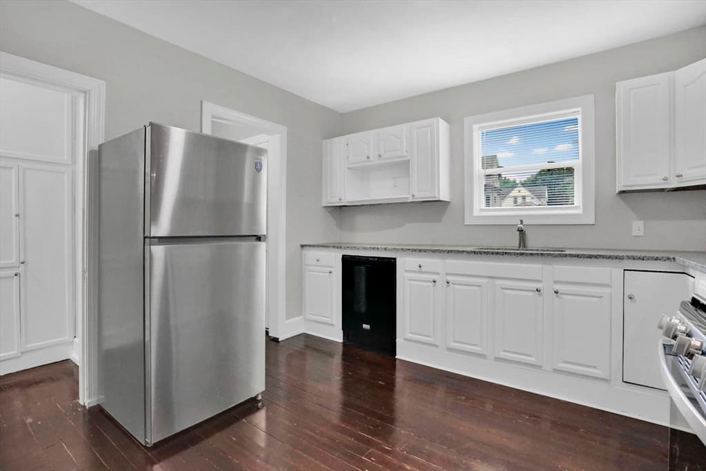 47 Trafton Rd, Springfield MA 01108 photo 7