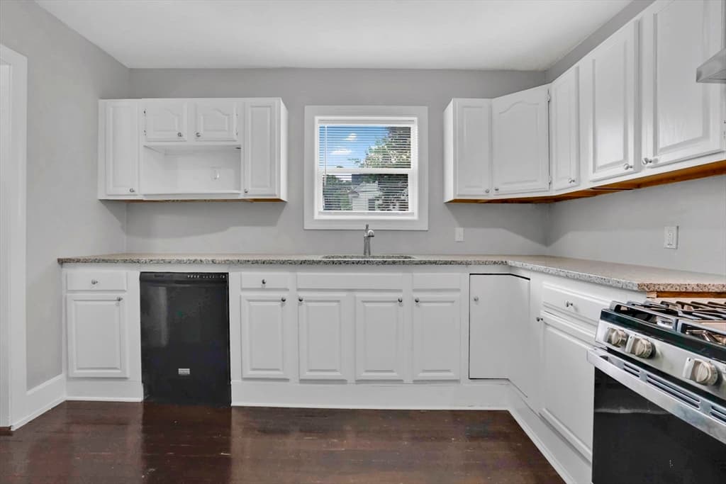 47 Trafton Rd, Springfield MA 01108 photo 8