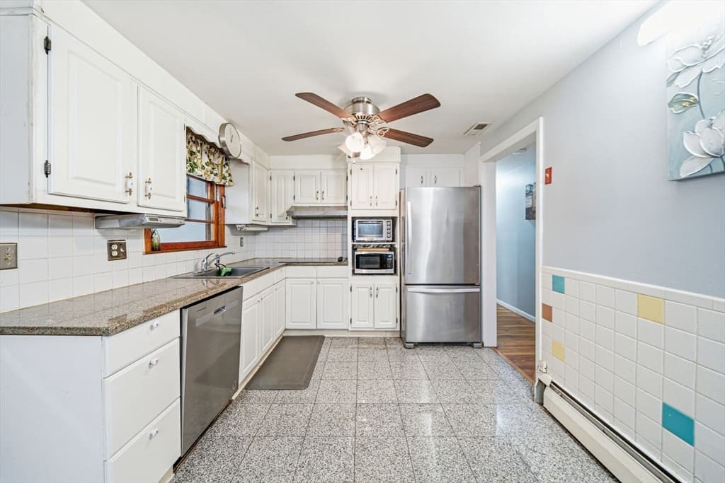 130 Elwell St, Malden MA 02148 photo 17