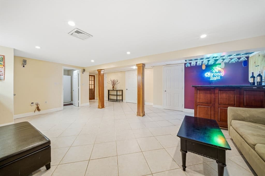 130 Elwell St, Malden MA 02148 photo 32