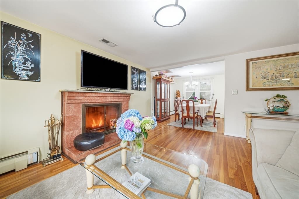 130 Elwell St, Malden MA 02148 photo 10