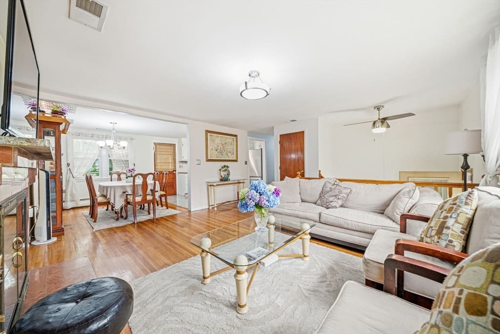 130 Elwell St, Malden MA 02148 photo 11