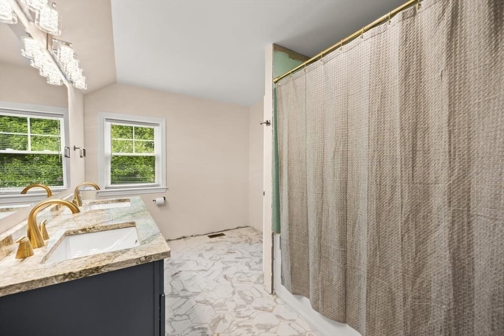 Single Family Residence at 551 Tremont St, Taunton MA 02780, photo 16 of 28