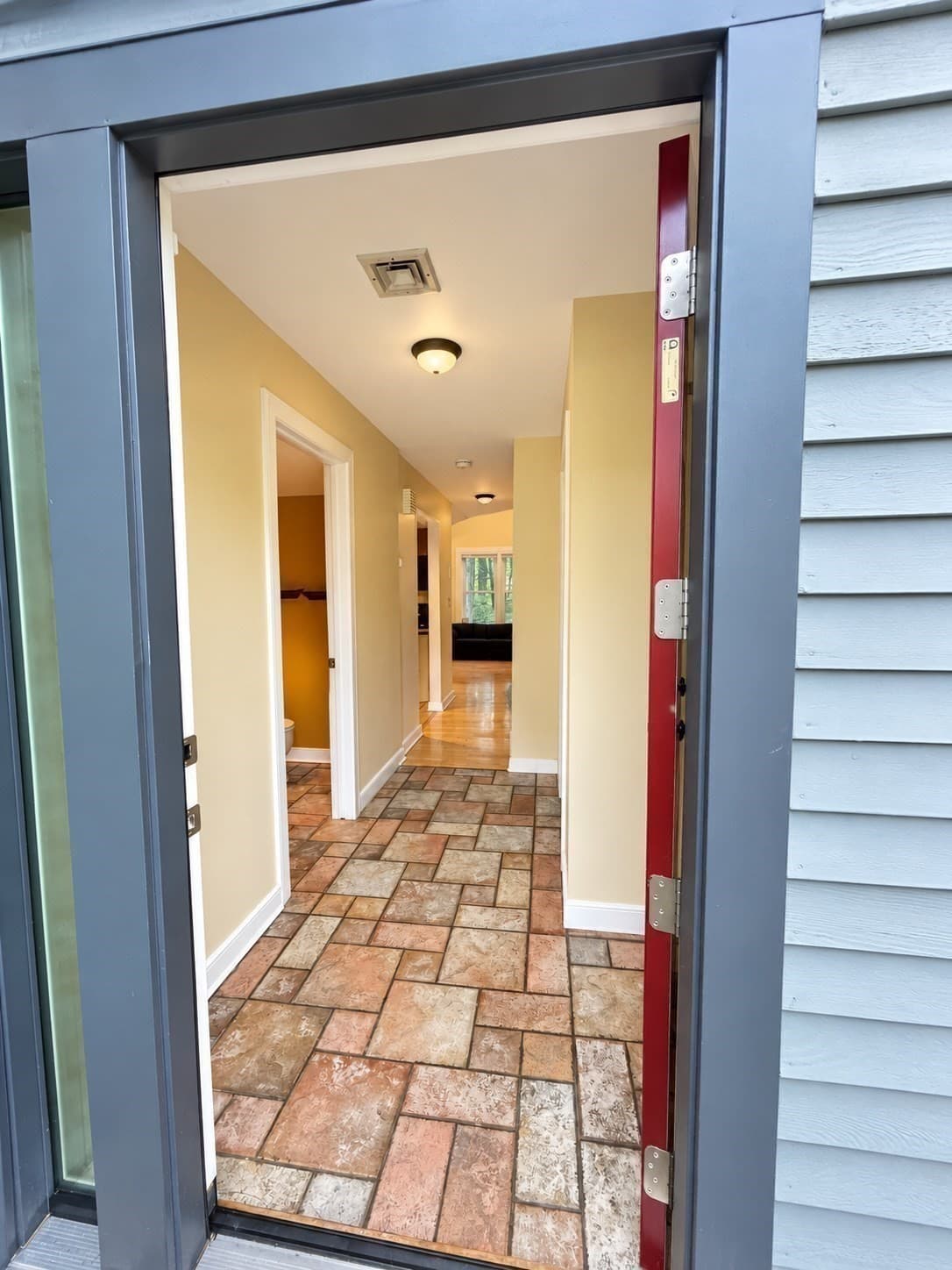110 Dean # 98, Taunton MA 02780