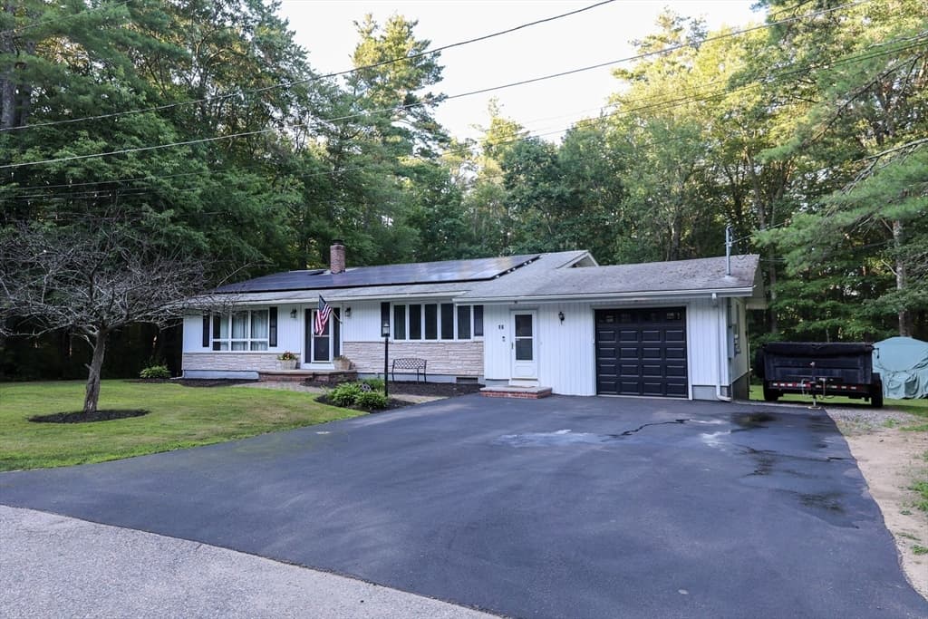 16 Debra Lane, Barre MA 01005 photo 2