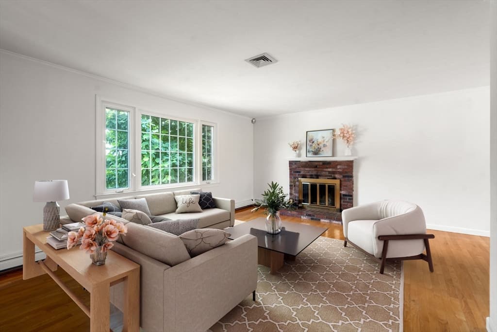 66 Indian Meadow Dr, Northborough MA 01532 photo 2