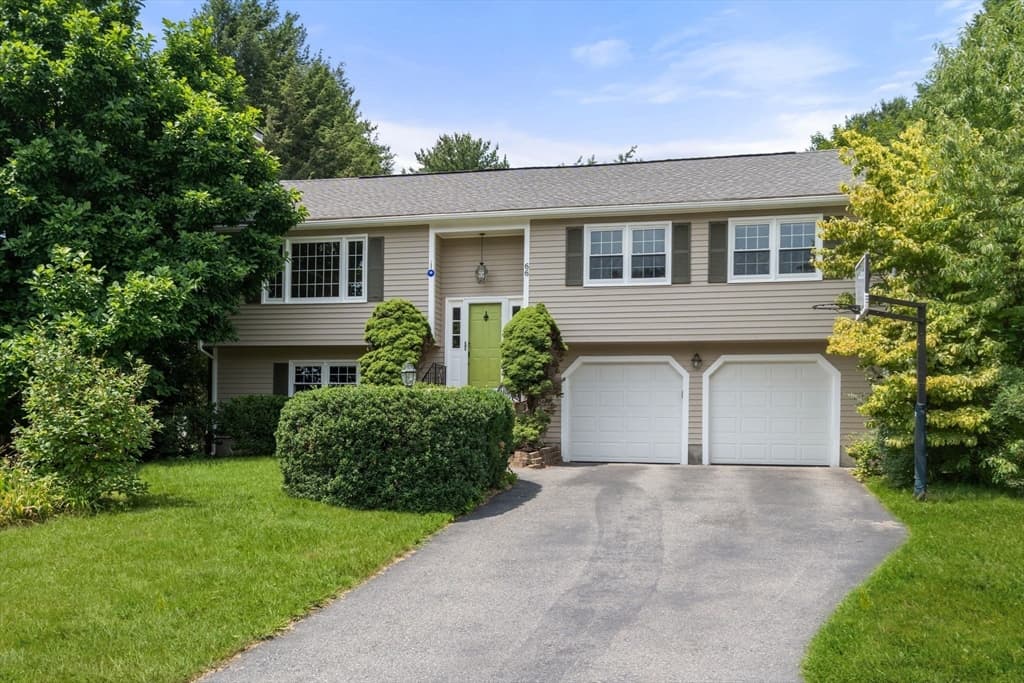 66 Indian Meadow Dr, Northborough MA 01532