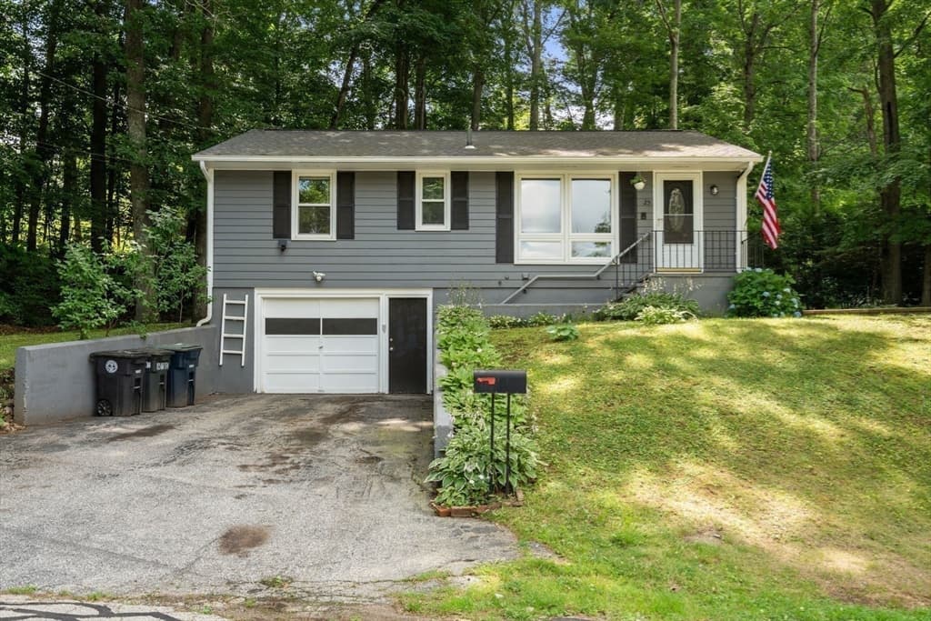 25 Pinedale St, Southbridge MA 01550 photo 27