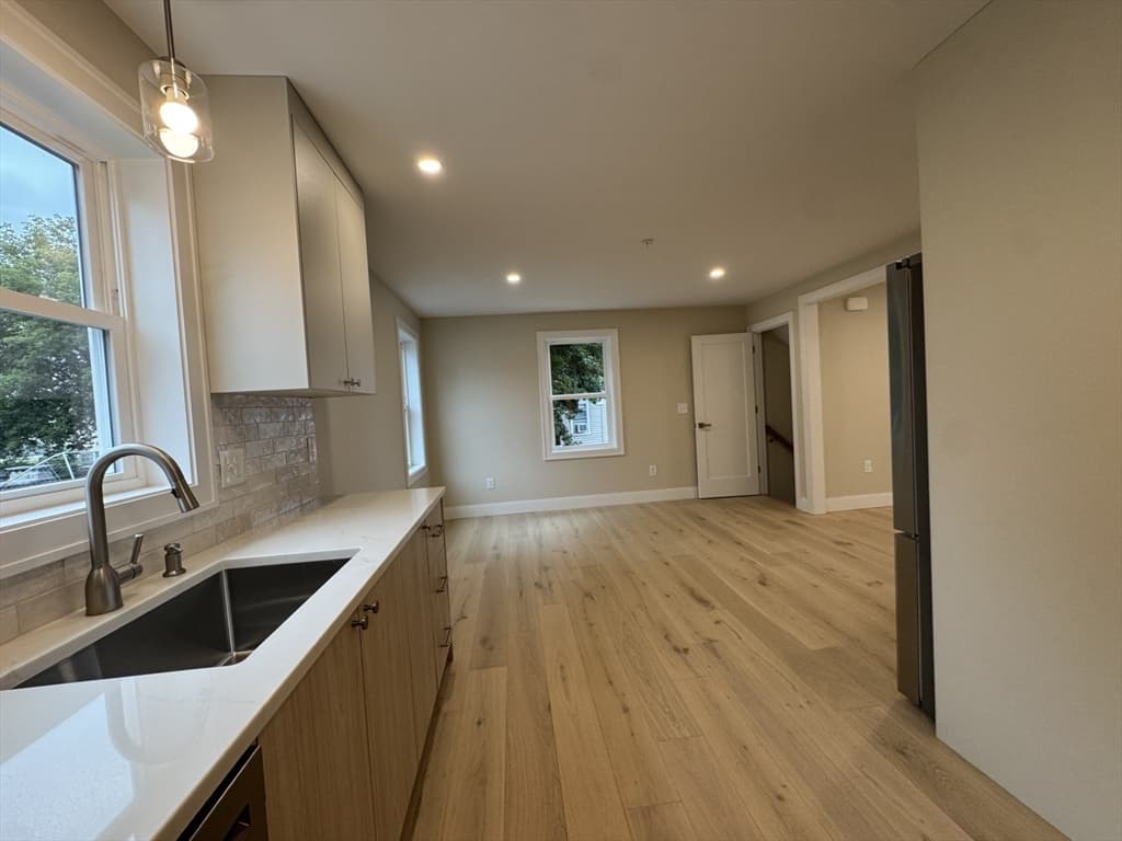562 Gorham Street # 02, Lowell MA 01852 photo 12