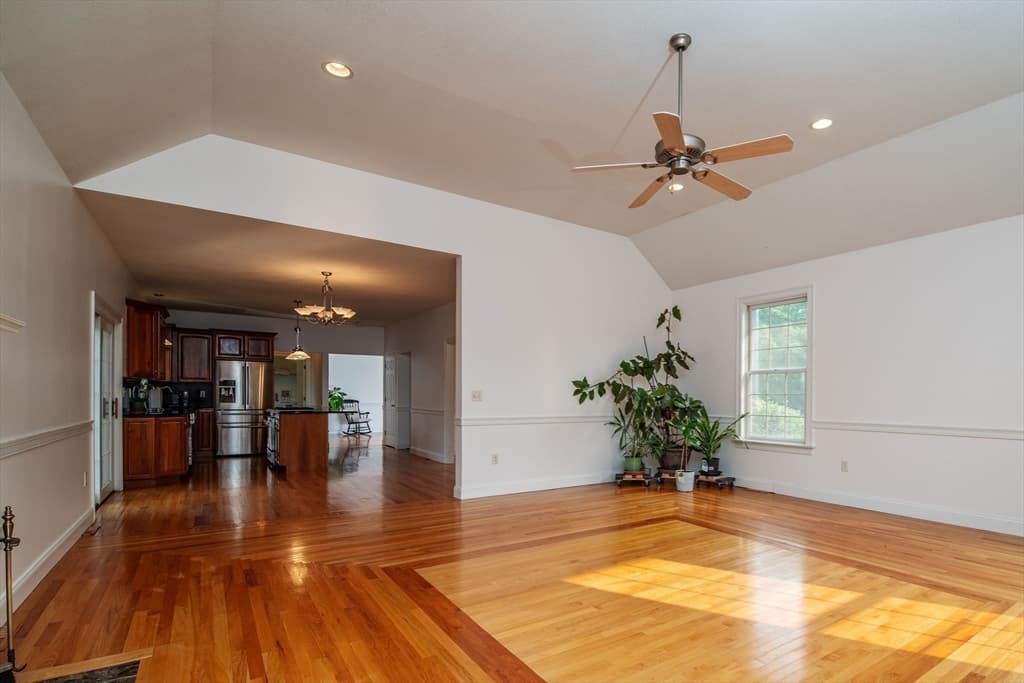 23 Summerfield Rd, Amherst MA 01002 photo 13