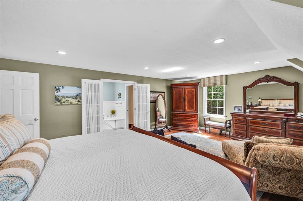 115 Williamsburg Dr, Longmeadow MA 01106 photo 20