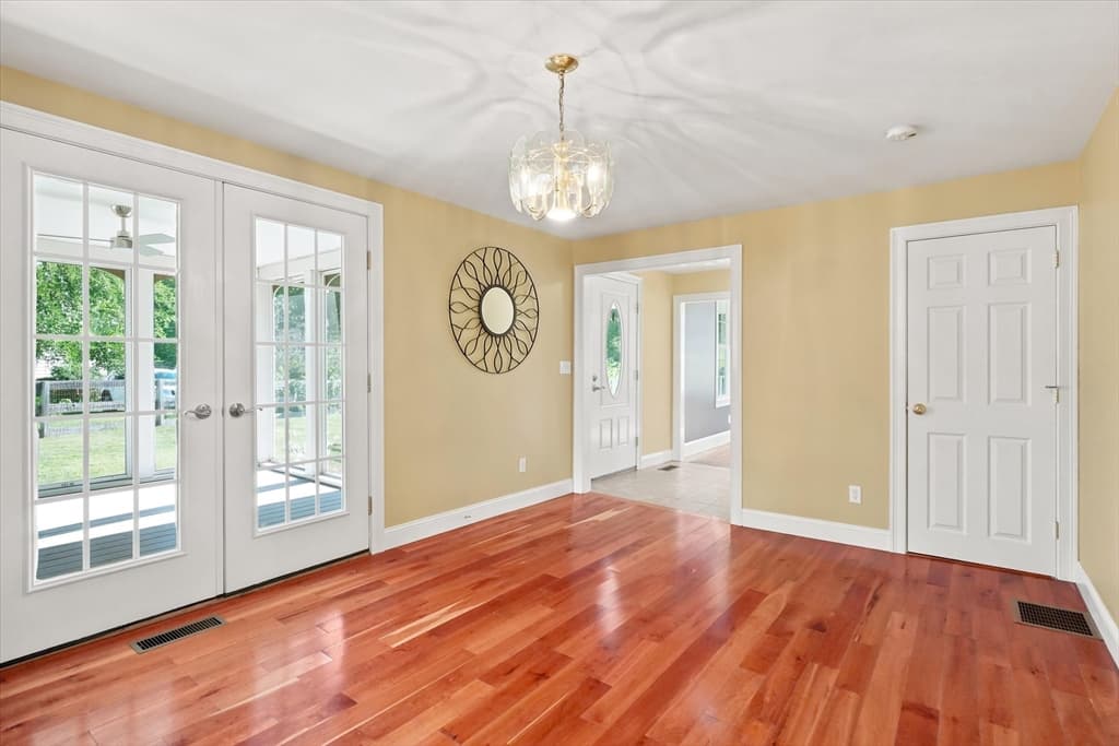 Single Family Residence at 35 Elm Park, Groveland MA 01834, photo 20 of 42