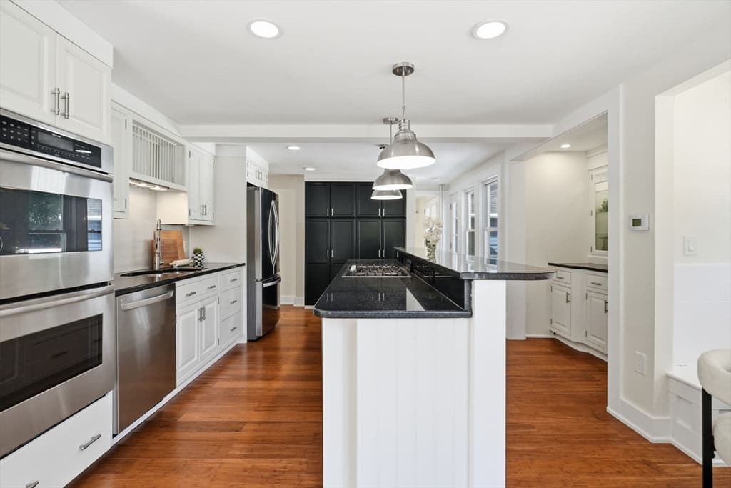 8 Pemberton Rd, Wayland MA 01778 photo 7