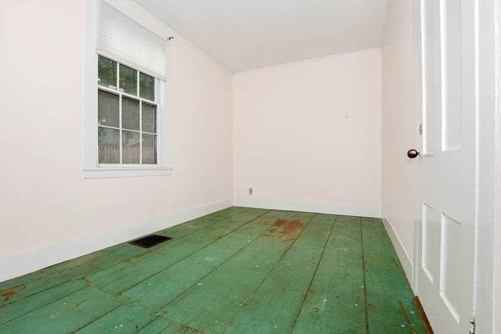 28 Main Street, Mattapoisett MA 02739 photo 24