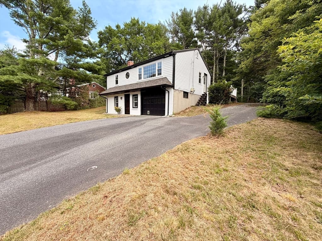 38 Davenport Rd, Plymouth MA 02360 photo 2