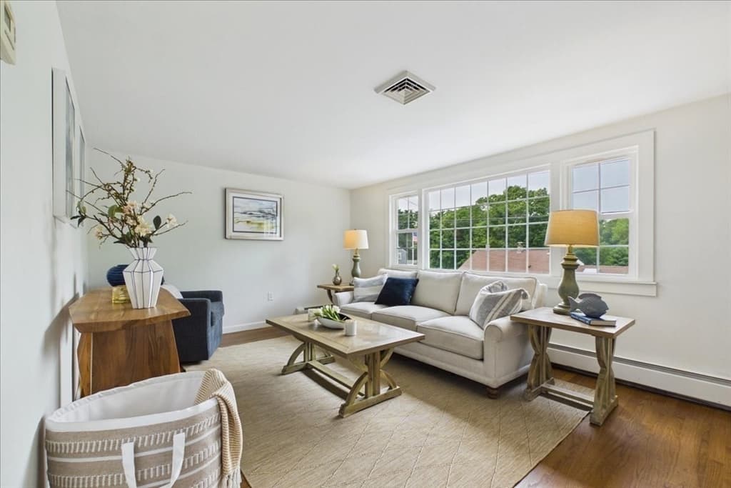 38 Davenport Rd, Plymouth MA 02360 photo 3