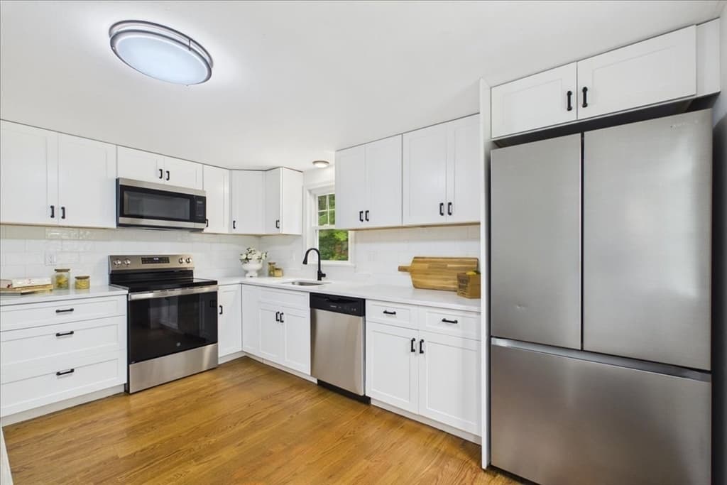 38 Davenport Rd, Plymouth MA 02360 photo 5