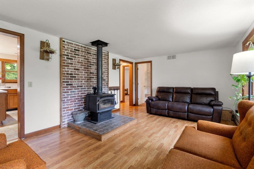 210 Rice Street, Athol MA 01331 photo 6