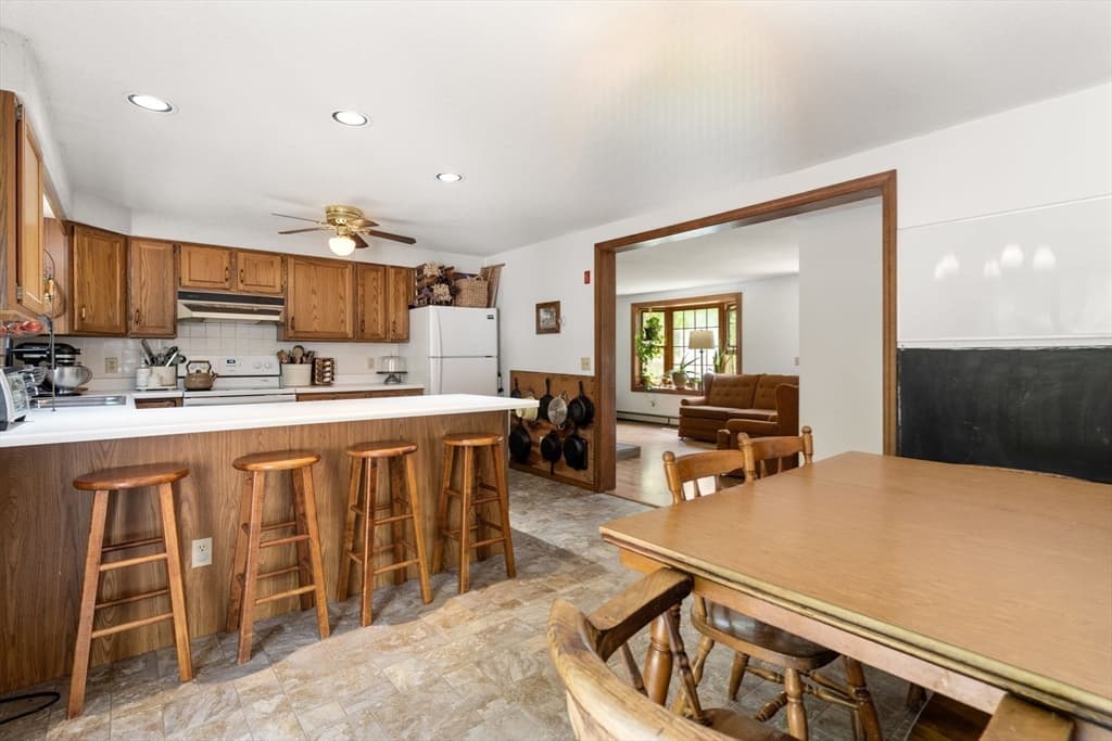 210 Rice Street, Athol MA 01331 photo 8