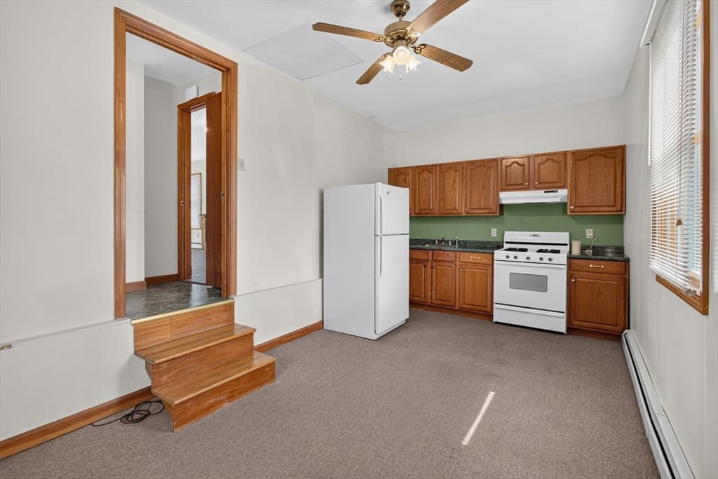 31 Oregon St, Fall River MA 02720 photo 16