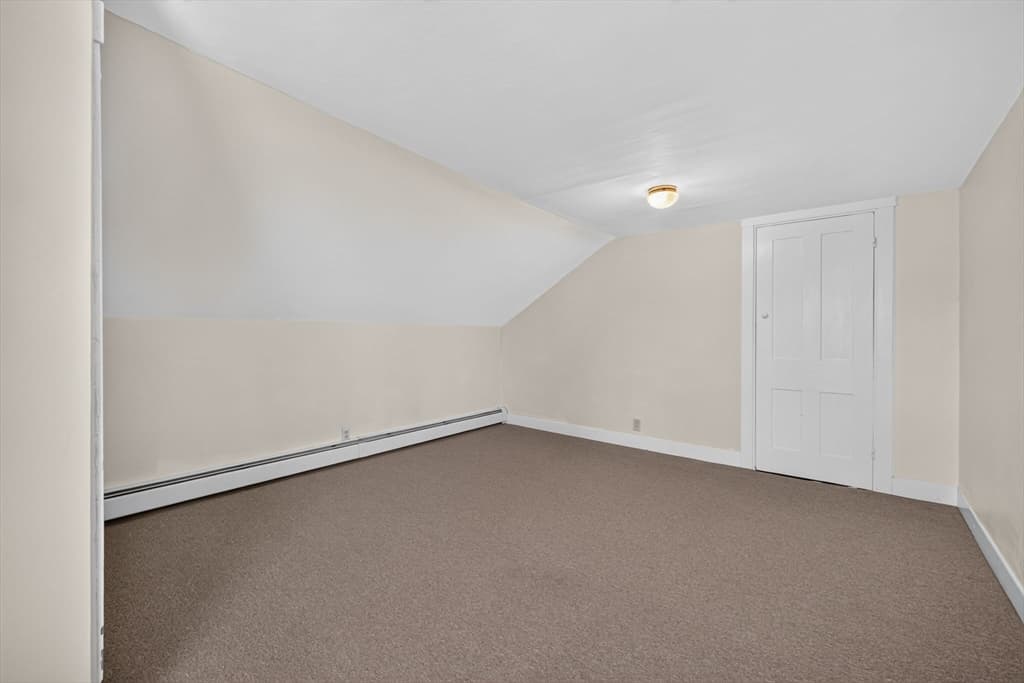 31 Oregon St, Fall River MA 02720 photo 18