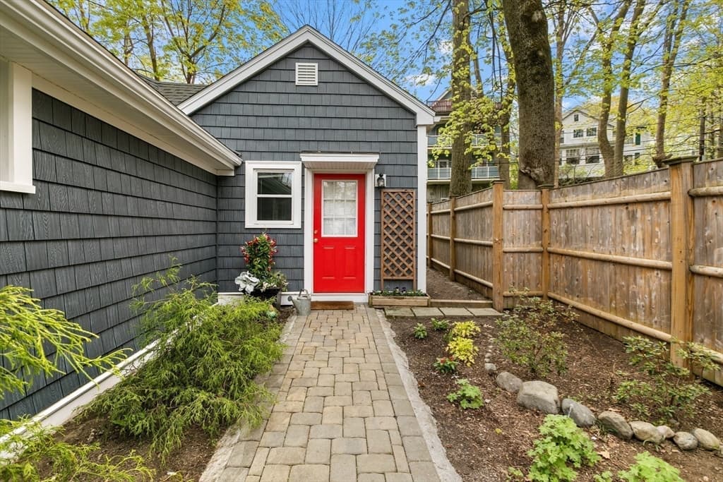 Single Family Residence at 36 Brookdale St, Boston MA 02131, Boston, photo 22 of 27