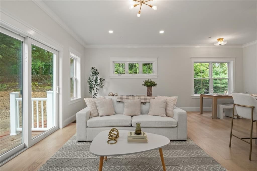 92 Uncas Avenue # 2, Franklin MA 02038 photo 6