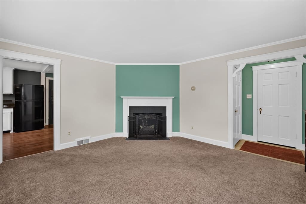 414 Archer St, Fall River MA 02720 photo 11