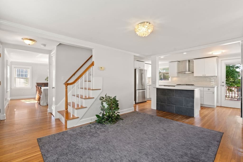 Single Family Residence at 32 Grosvenor Rd, Waltham MA 02453, photo 3 of 39