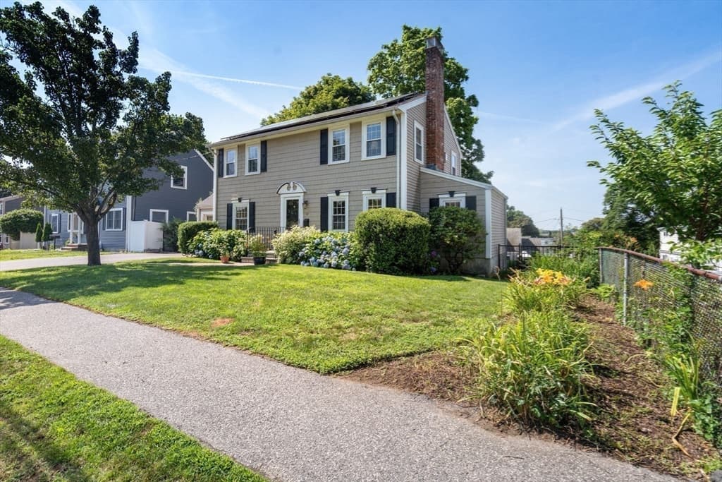 Single Family Residence at 32 Grosvenor Rd, Waltham MA 02453, photo 36 of 39