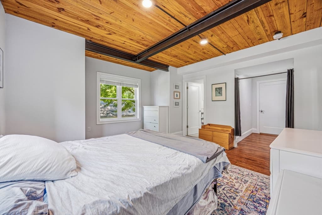 192 Raymond St # 4, Cambridge MA 02140 photo 23