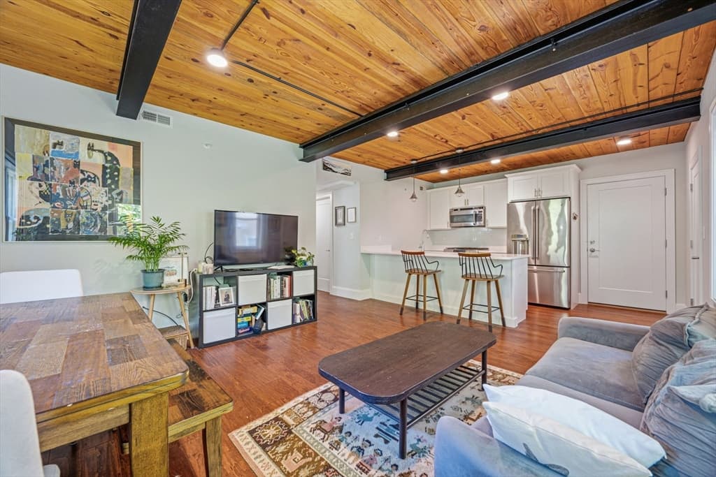 192 Raymond St # 4, Cambridge MA 02140 photo 13