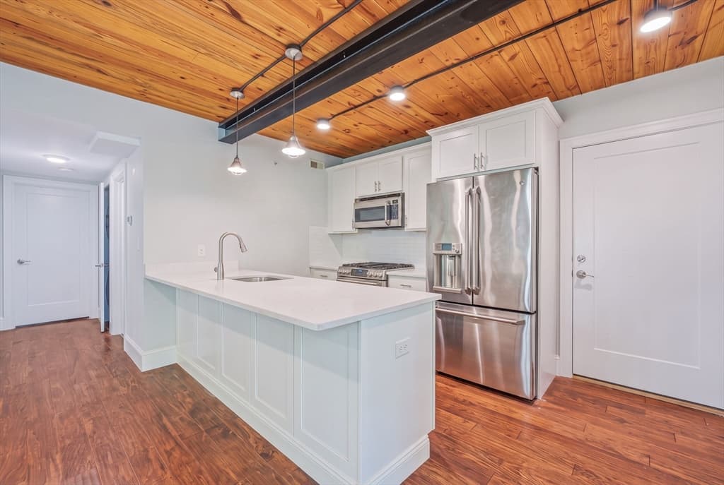 192 Raymond St # 4, Cambridge MA 02140 photo 9