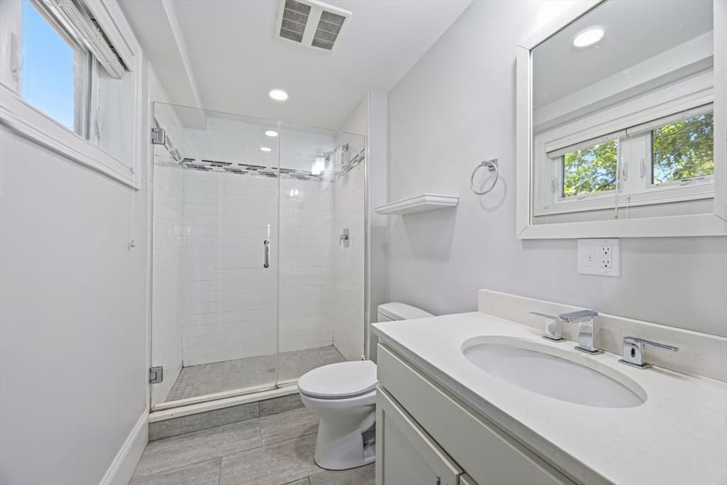 192 Raymond St # 4, Cambridge MA 02140 photo 25
