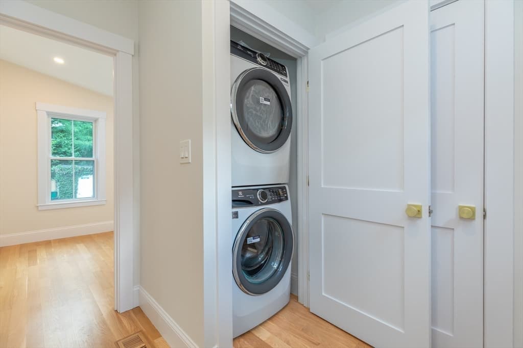 43 Taft Ave, Newton MA 02465 photo 17