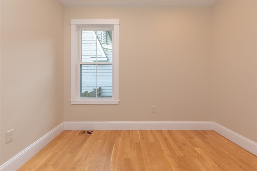 43 Taft Ave, Newton MA 02465 photo 22