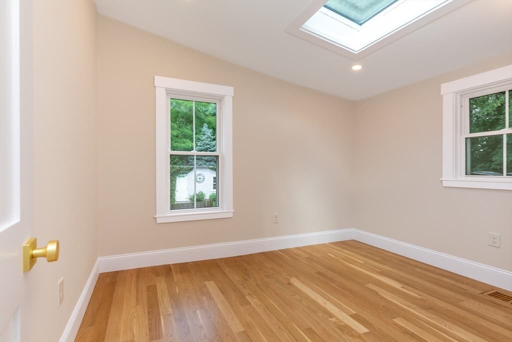 43 Taft Ave, Newton MA 02465 photo 11