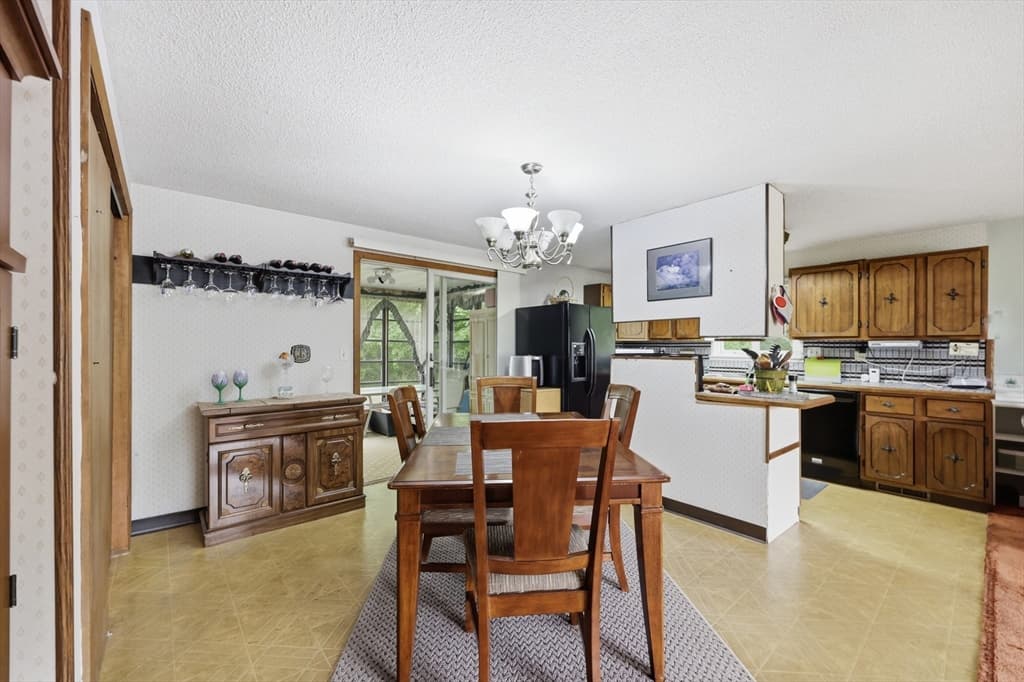 1303 Calkins Rd, Palmer MA 01069 photo 7