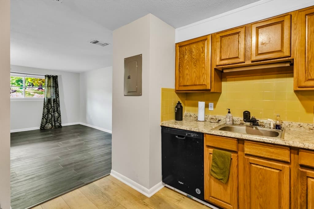 176 Maple Ave # 1, Rutland MA 01543 photo 6