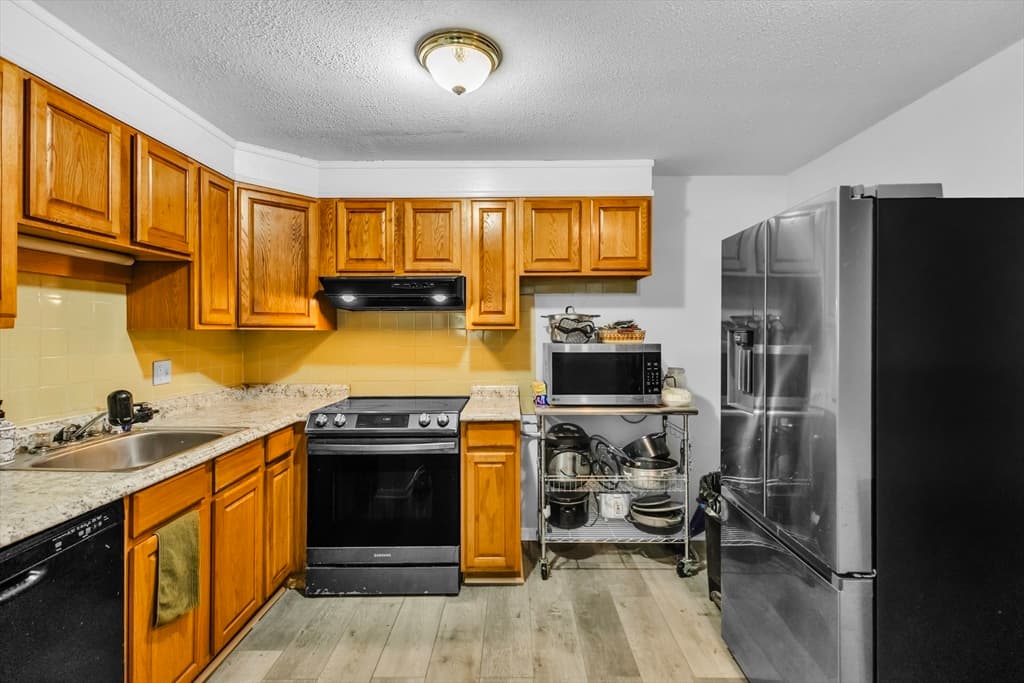 176 Maple Ave # 1, Rutland MA 01543 photo 5