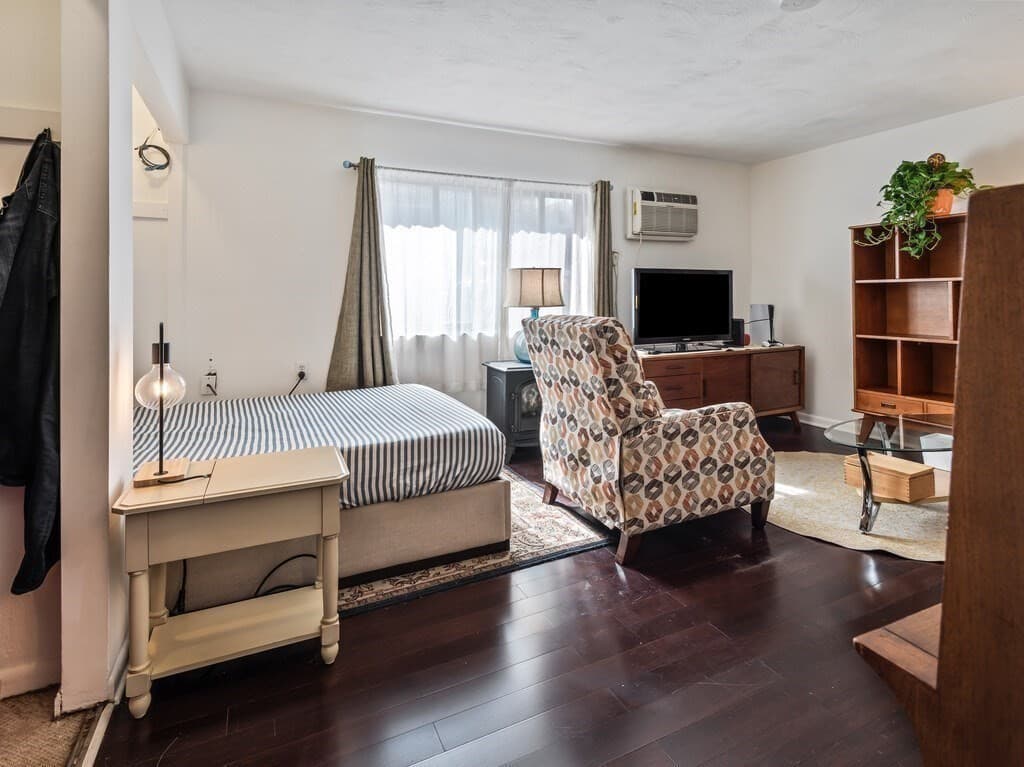 Condominium at 10 Roberts Street # 12, Somerville MA 02145, Somerville, photo 16 of 24