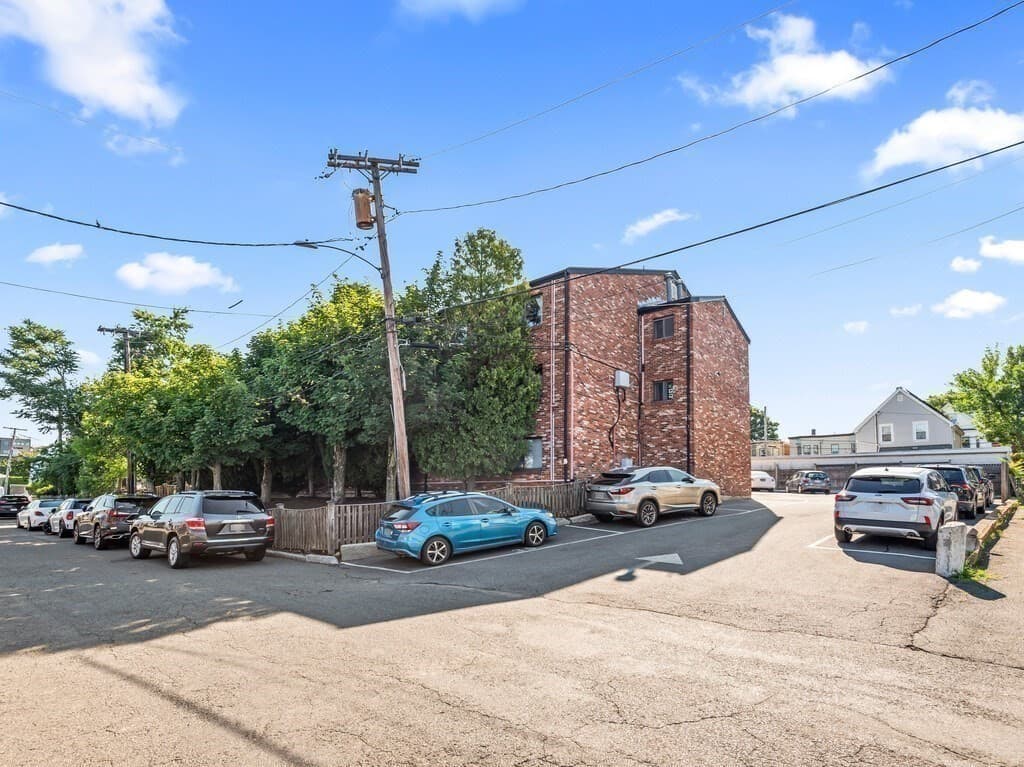 Condominium at 10 Roberts Street # 12, Somerville MA 02145, Somerville, photo 5 of 24