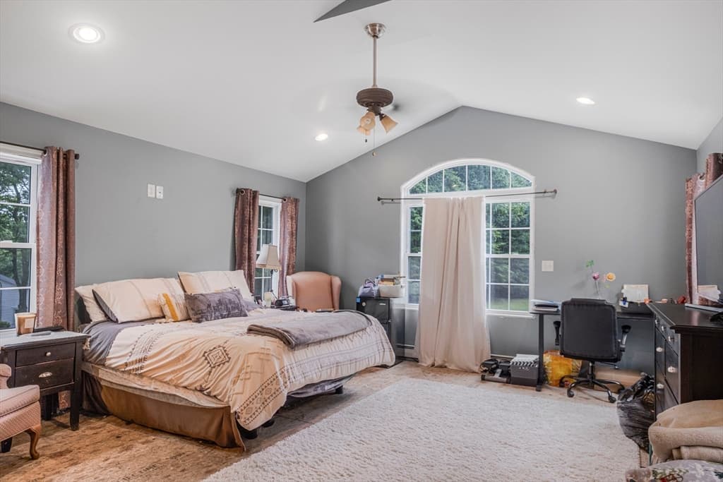 475 Somers, East Longmeadow MA 01028 photo 9