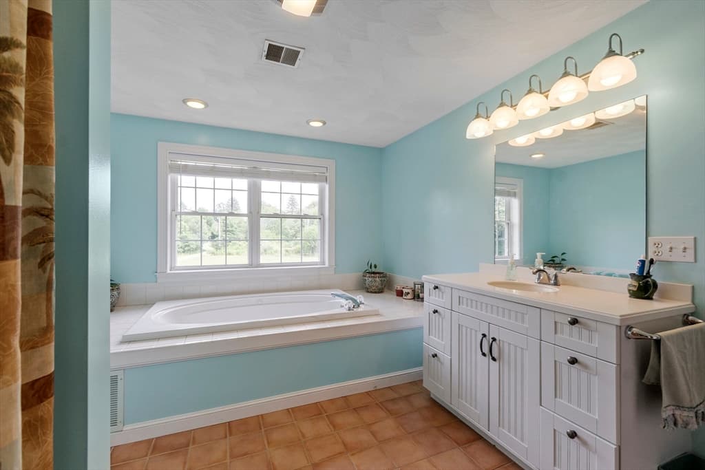 18 Lawrence St, Pepperell MA 01463 photo 27