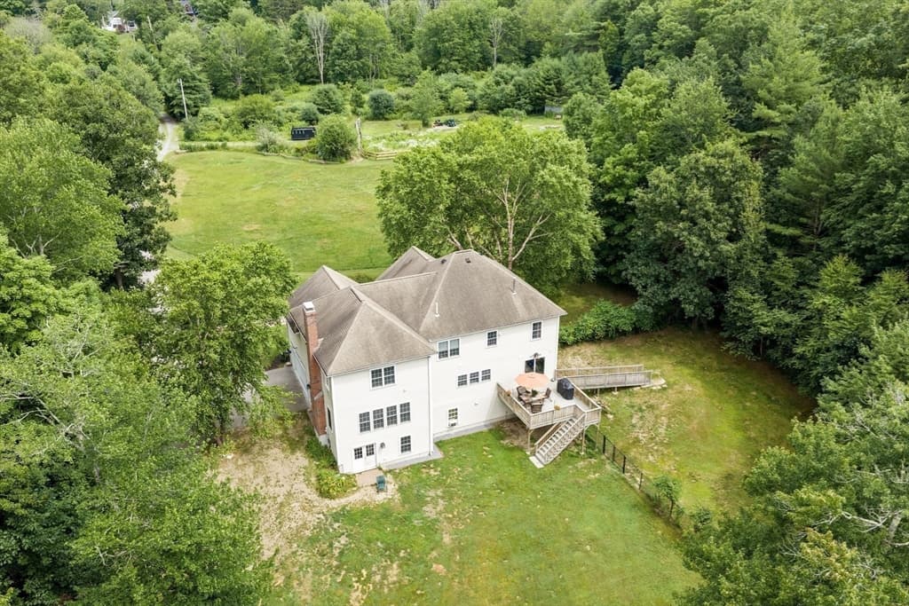 18 Lawrence St, Pepperell MA 01463 photo 34