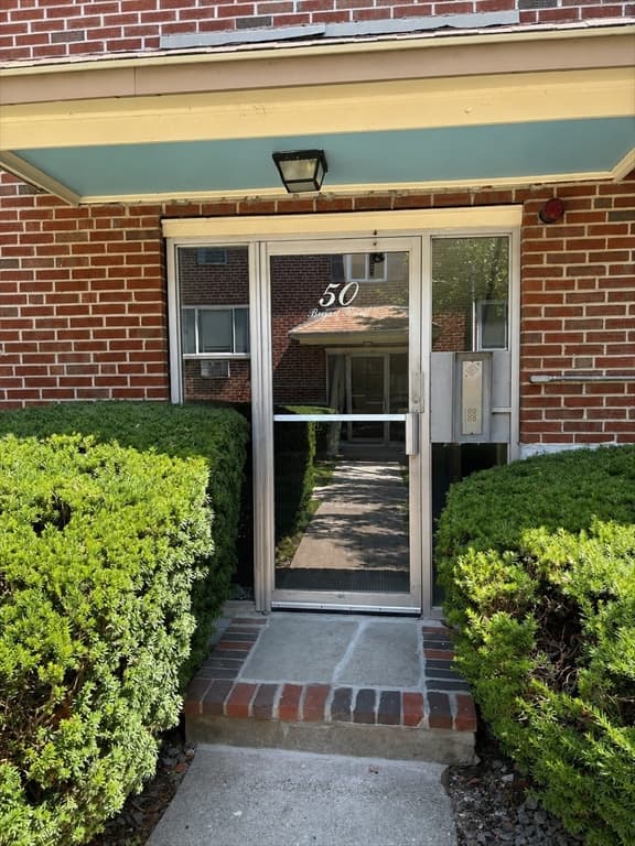 Condominium at 50 Bryon Road # 4, Boston MA 02467, Boston, photo 3 of 29