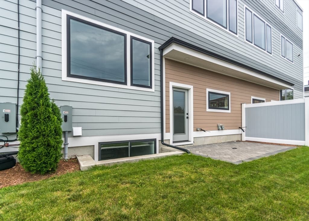 308 Newton Street # 1, Waltham MA 02453 photo 6